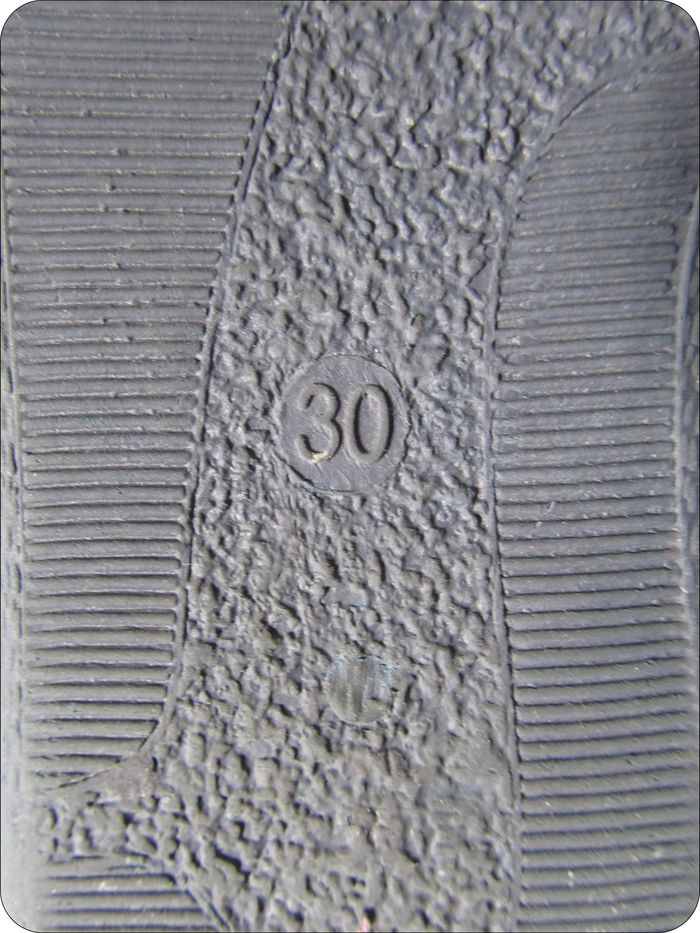 Pantoufles T.30 - photo numéro 10