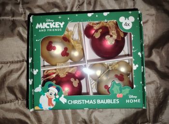 Lot 4 boules de noël Mickey Disney