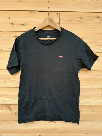 T shirt noir Lévis