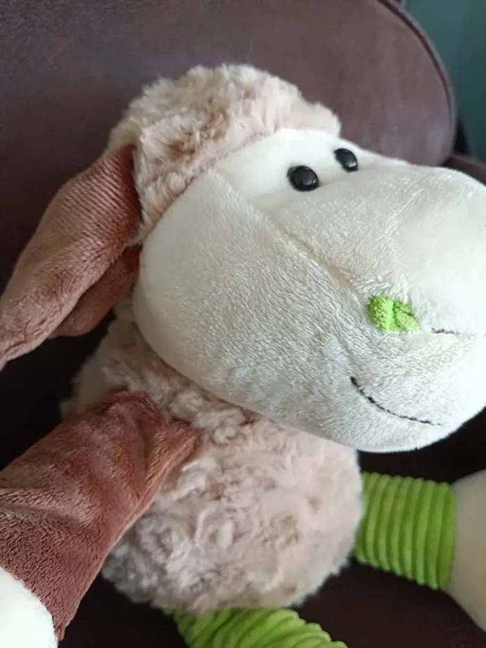 Peluche doudou Mouton vert et beige - photo numéro 3