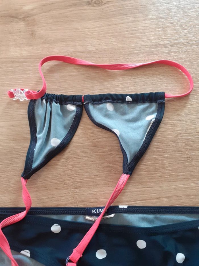 Maillot 2 pièces Kiabi 6/8 ans Très bon état - photo numéro 8