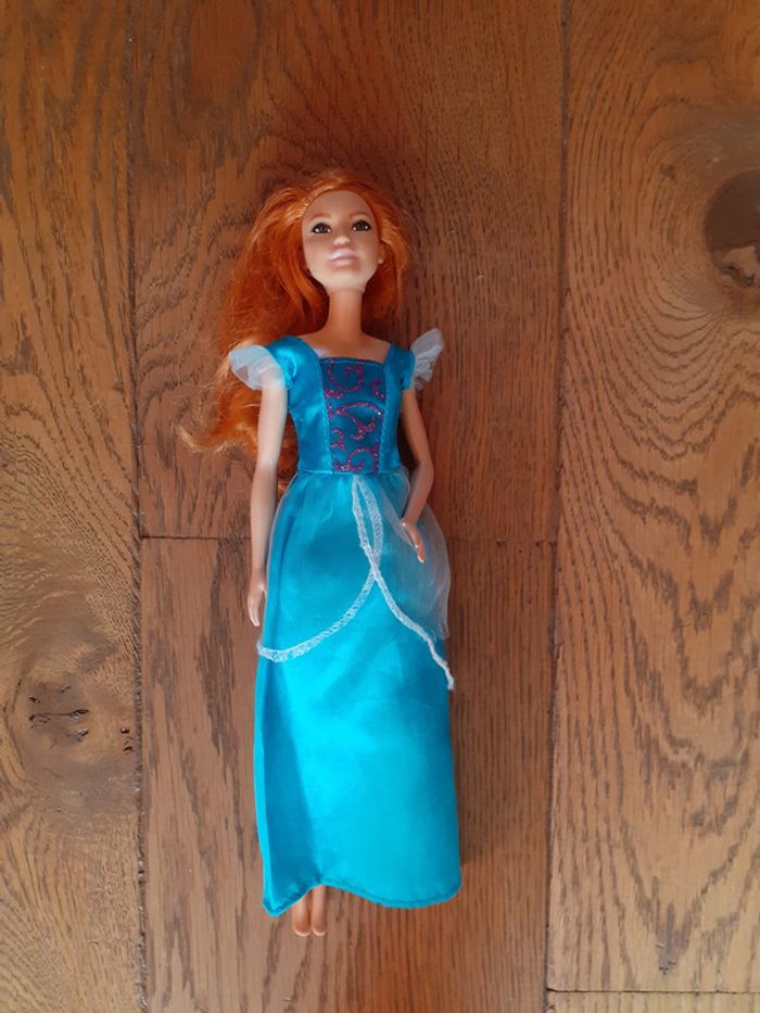 🎀 Barbie rousse Fashionista - photo numéro 4
