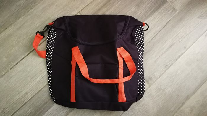 Sac en tissu bleu foncé à pois