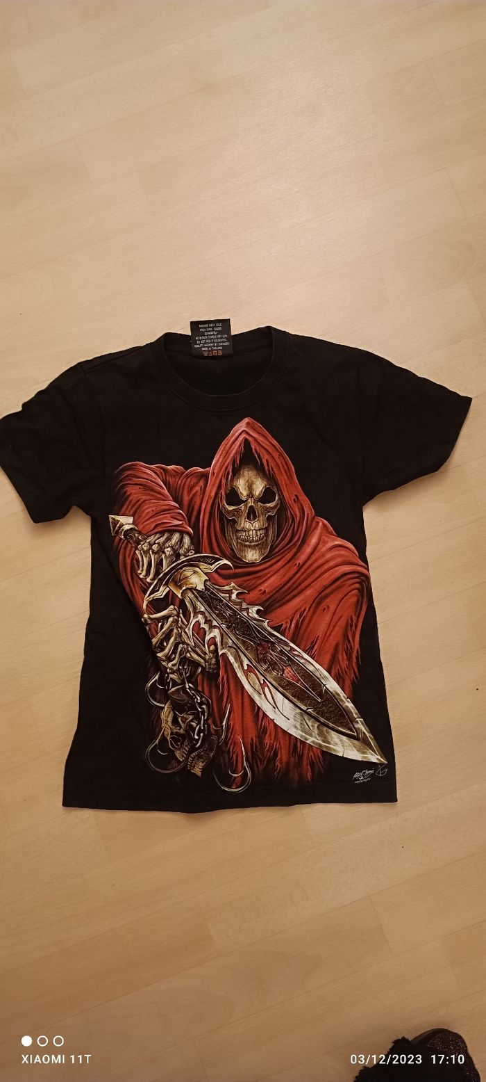 T-shirt garçon taille 12/14 ans