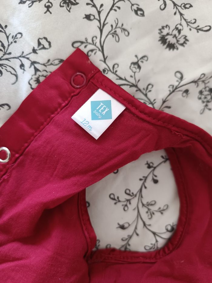 Gilet fourrure et robe rouge 12mois - photo numéro 6