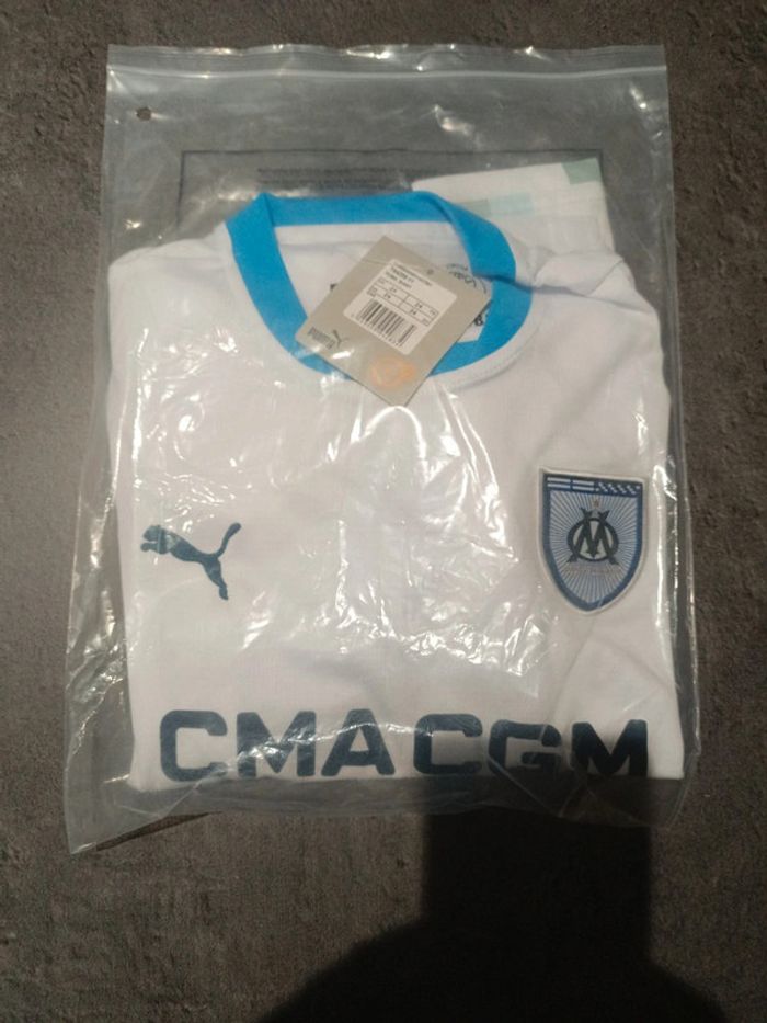 Tenue foot olympique de Marseille blanc. T.24 - photo numéro 5
