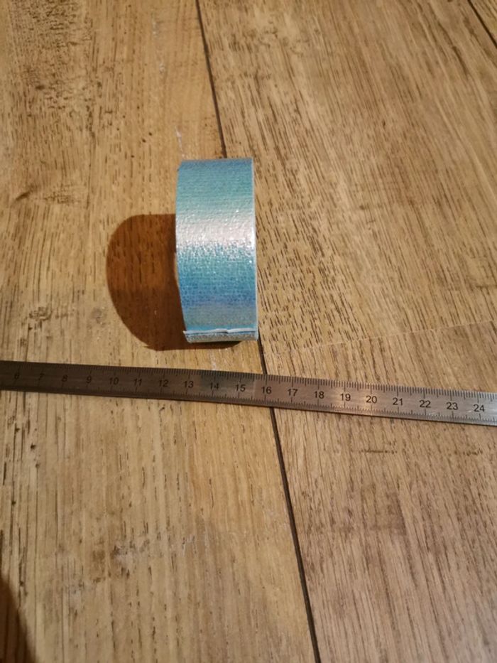 Faux cuire autocollant