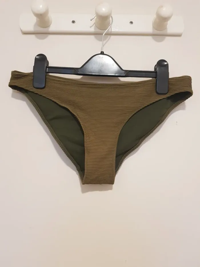 Bas de maillot 2 pièces / bikini - photo numéro 5