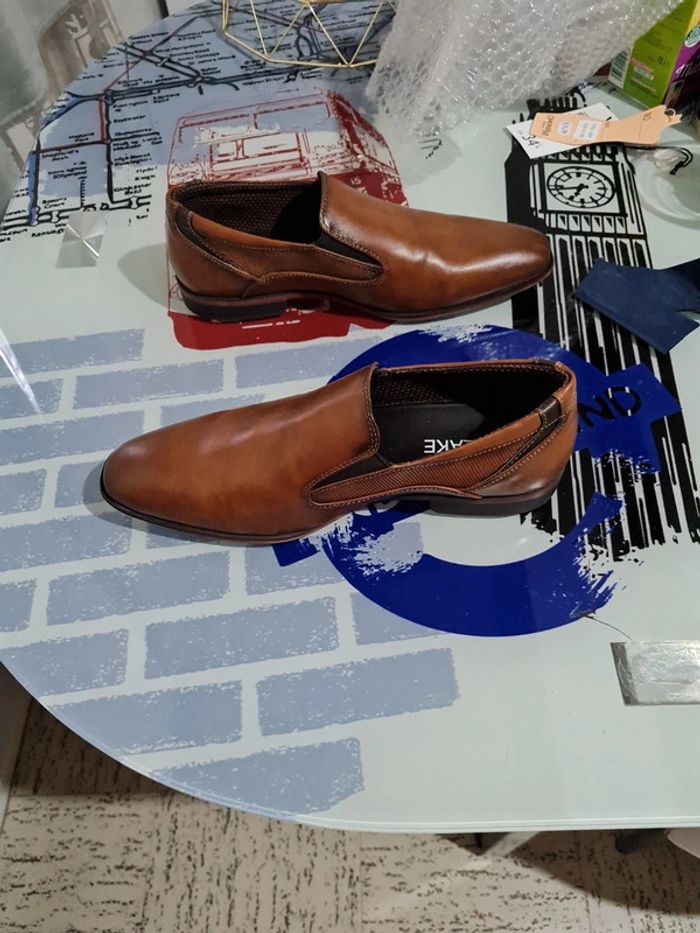 Chaussure de costume - photo numéro 2