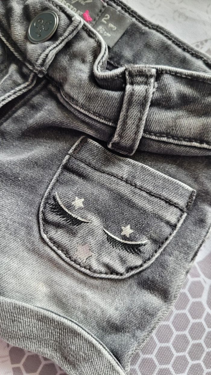 Short jeans fille 2 ans. - photo numéro 6