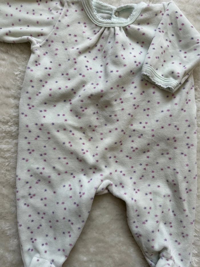 Pyjamas fille vert étoilé | Petit Bateau | Taille 3 mois - photo numéro 2