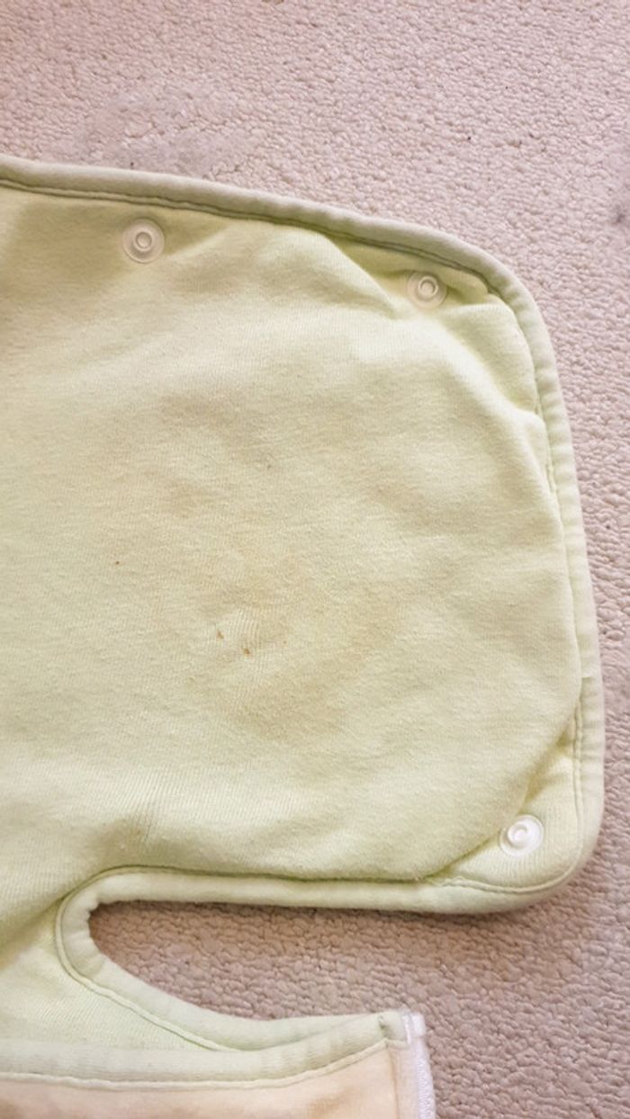 Nid d'ange avec passage pour harnais de sécurité, Bébé 9. - photo numéro 3