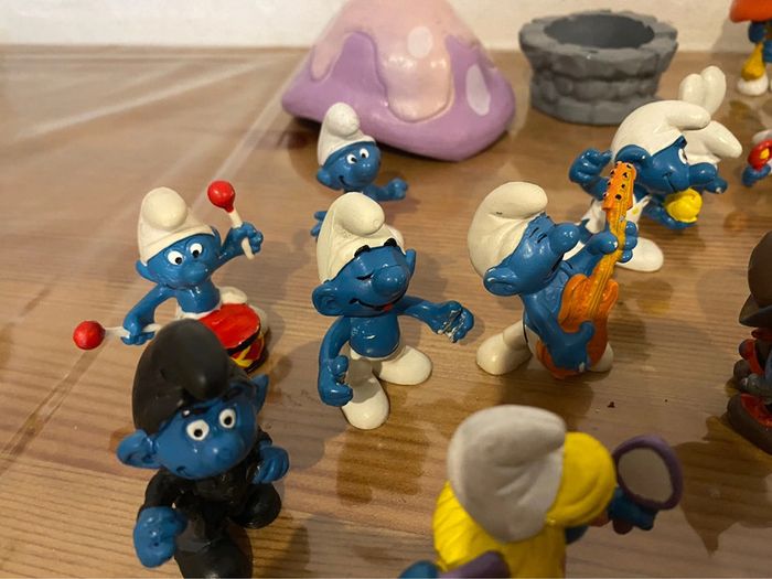 Lot de 23 schtroumpfs + escagot +accessoires toit maison et bas de puit peyo vintage 1971.. - photo numéro 7