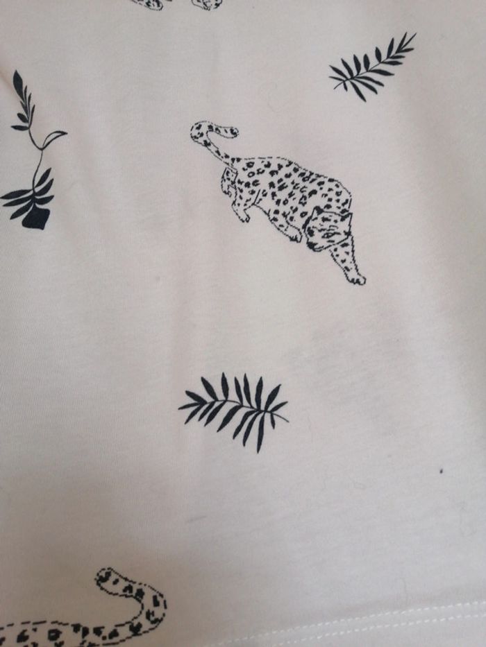 Tee shirt à manche courte de la marque tisaia taille 14 ans - photo numéro 9