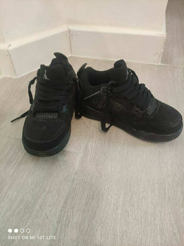 Baskets noires - photo numéro 3