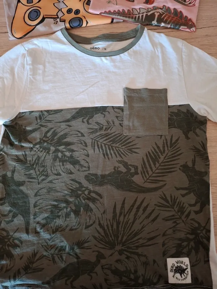 Tea shirts 10 ans - photo numéro 2