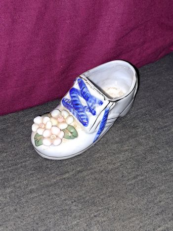 Chaussure en porcelaine