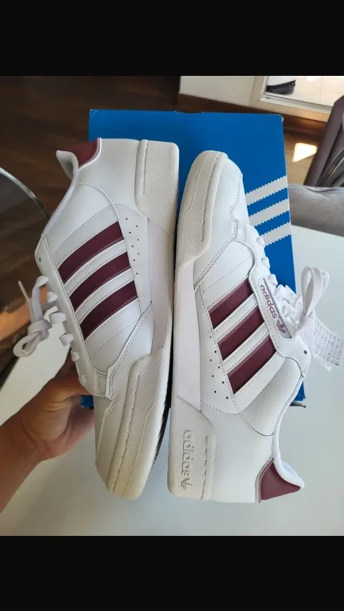 Basket Adidas Continental 80 Stripes taille 47 1/3 - photo numéro 4