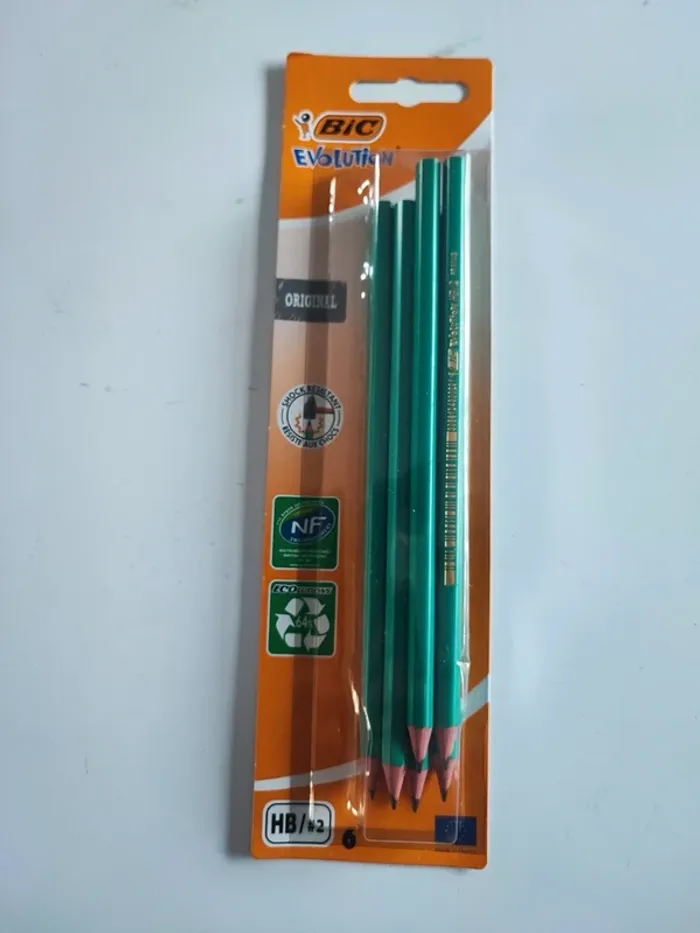 Lot de 6 crayons HB