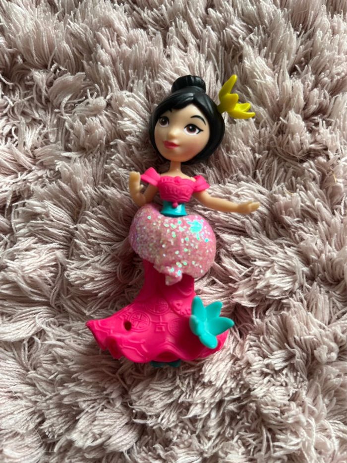 Lot de 11 mini princesse Disney Hasbro - photo numéro 4
