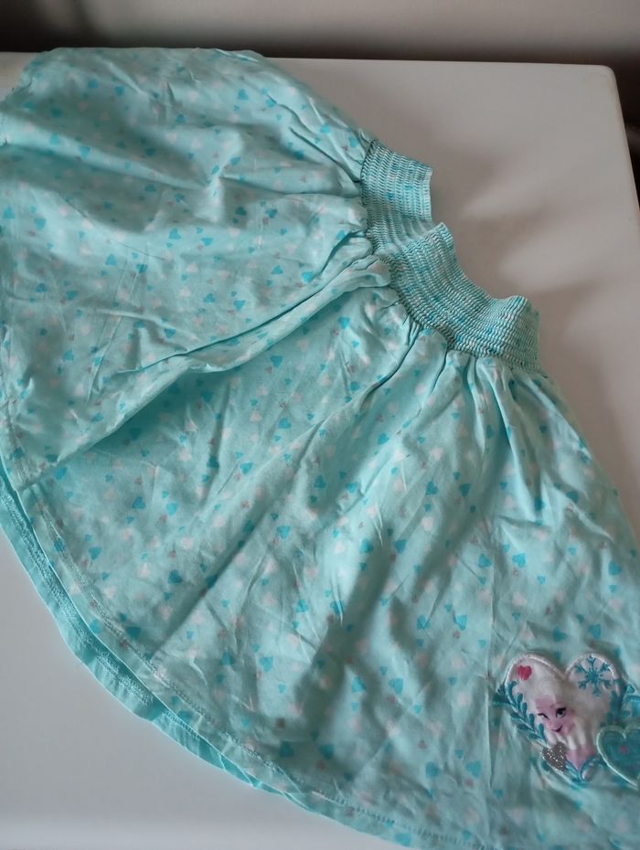 Jupe 4/5 ans. Coton bleu  turquoise blanc argenté . Disney Elsa Reine des neiges. Parfait état - photo numéro 2