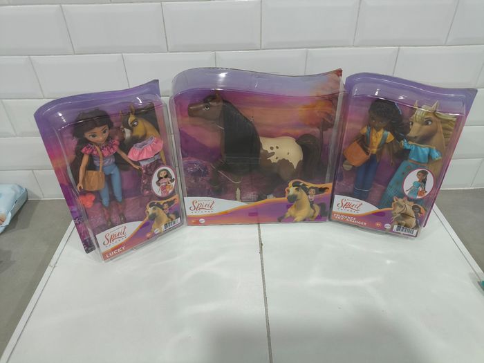 Lot Spirit 2 poupées et 1 cheval