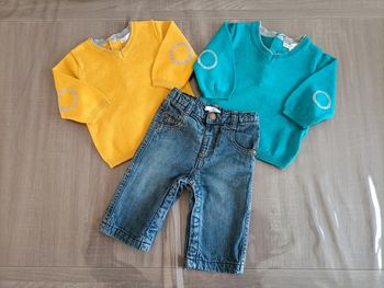 Lot de 2 pulls col V et 1 jean Kitchoun 3 mois