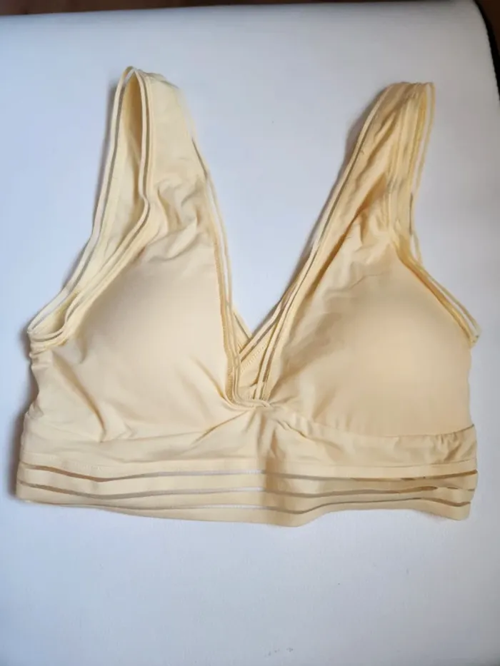 Mignonne brassière jaune Dim taille s
