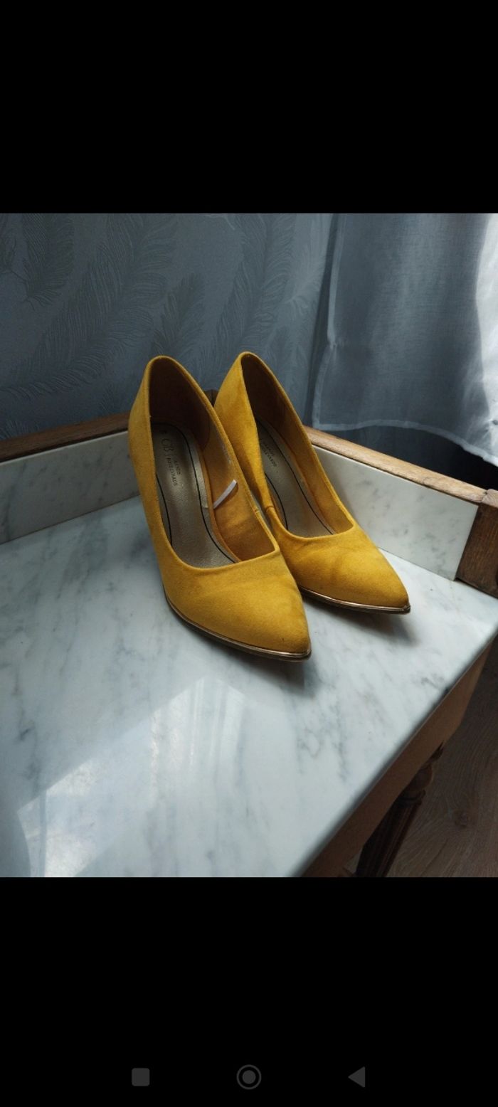 Chaussures a talons - photo numéro 3