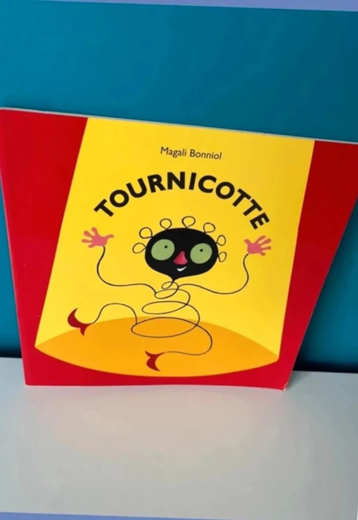 Livre école des loisirs tournicotte