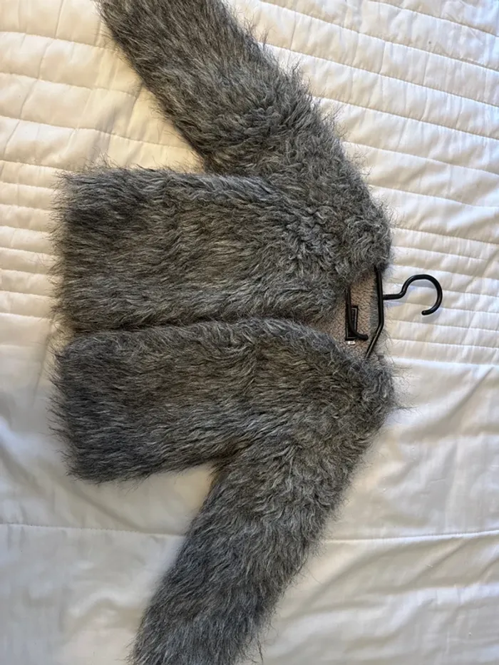 Très beau manteau pilou pilou gris 4 ans - photo numéro 7