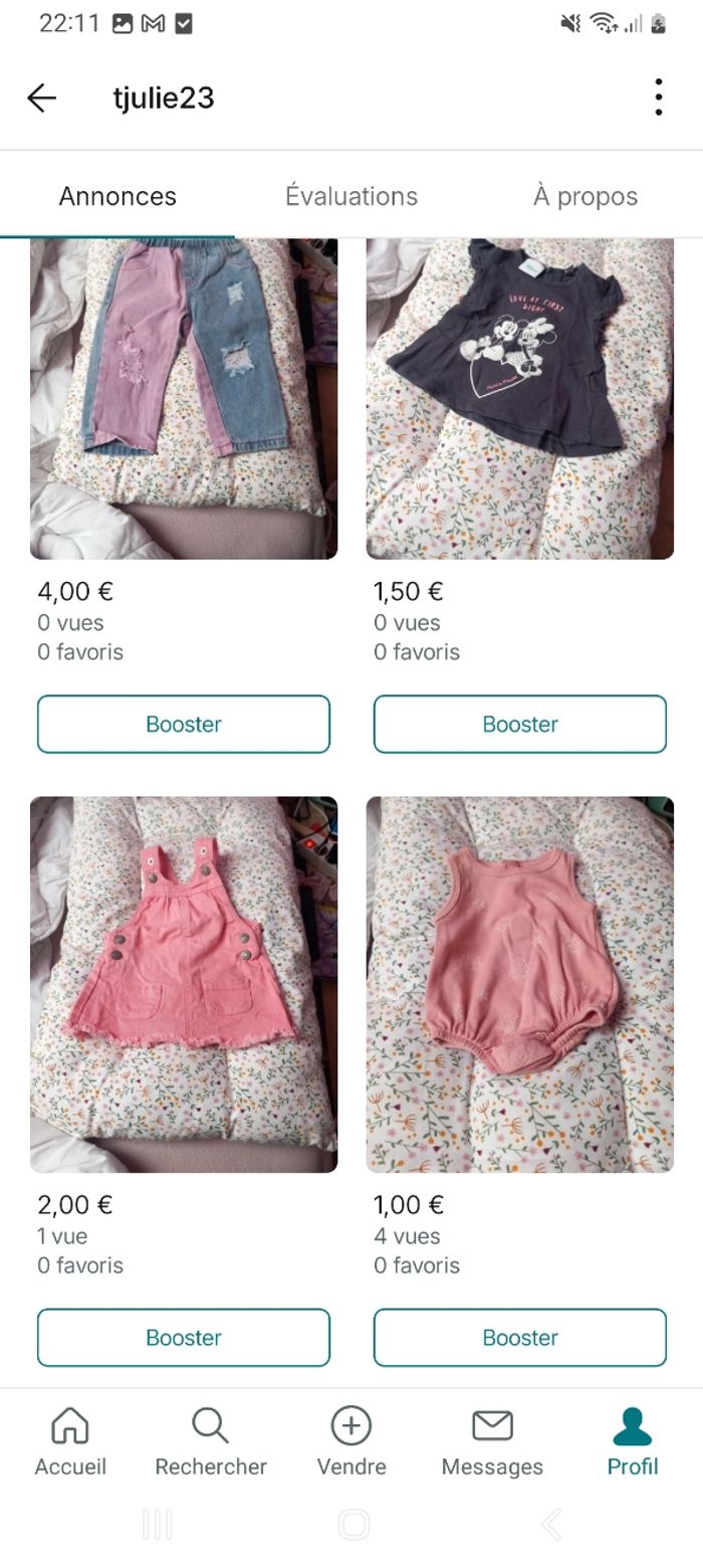 Lots vetement bebe 1 mois à 3 mois  chaussette crème de change et plein d'autre choses - photo numéro 7