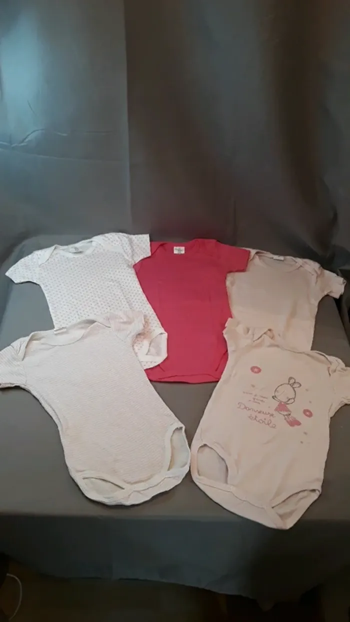 Bodies 12 mois