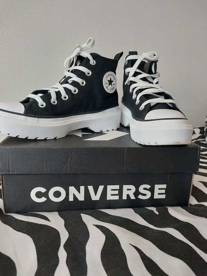 Baskets neuves Converses