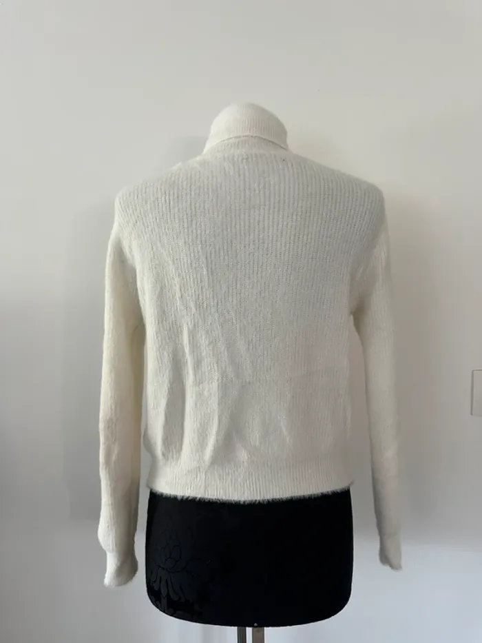 Pull blanc - photo numéro 4