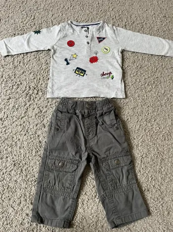 Tee shirt manche longue et pantalon