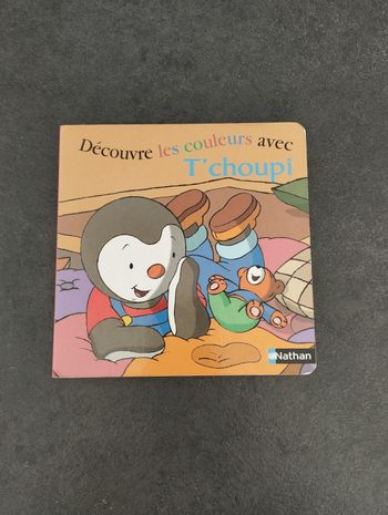 Livre j'apprends les couleurs avec T'choupi