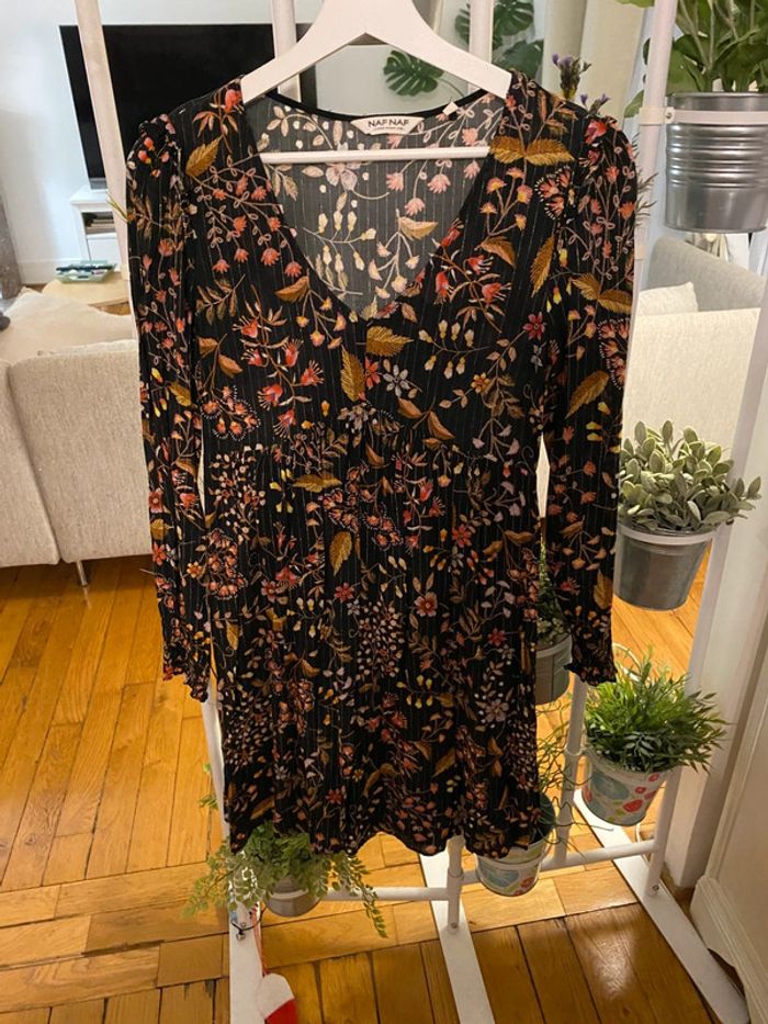 Jolie petite robe Naf Naf 34 💛 - photo numéro 4