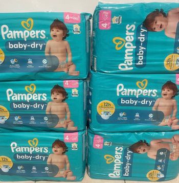 6 paquets de couches Pampers taille 4