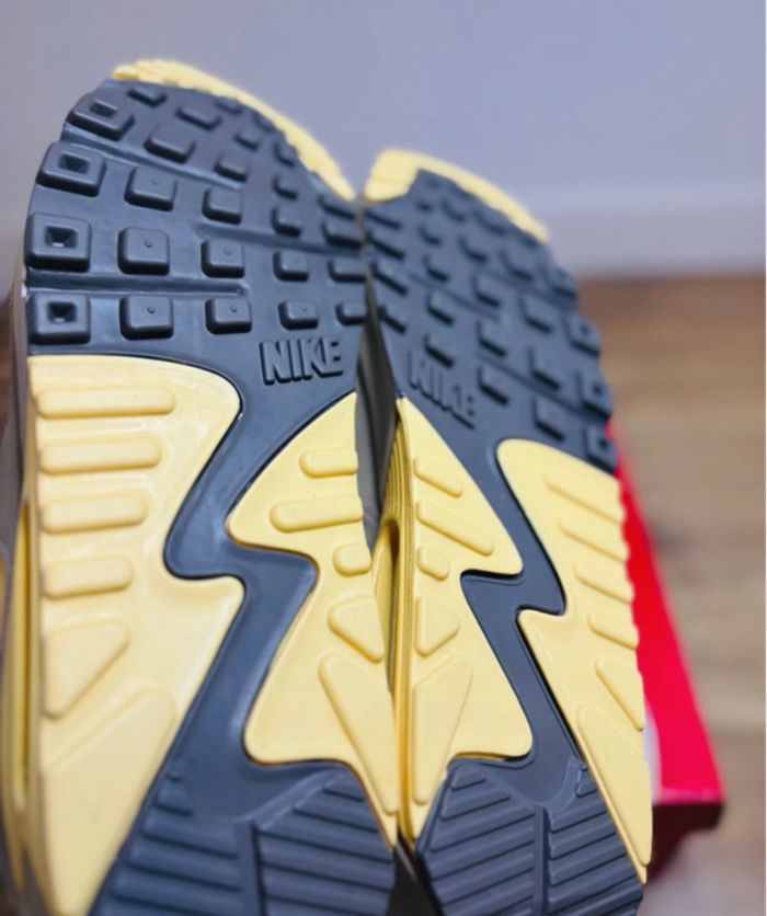 Nike Air Max 90 Cave Stone Light Bone Chamois Taille 44.5 - photo numéro 5