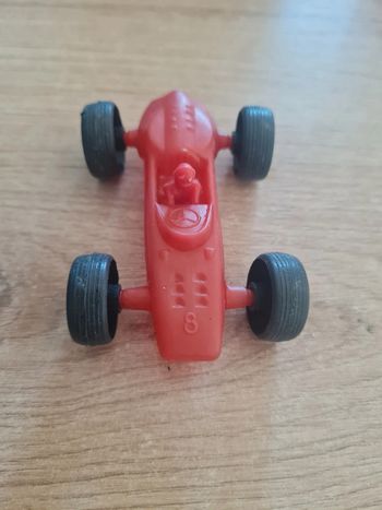 Voiture plastique rouge Vintage 1970