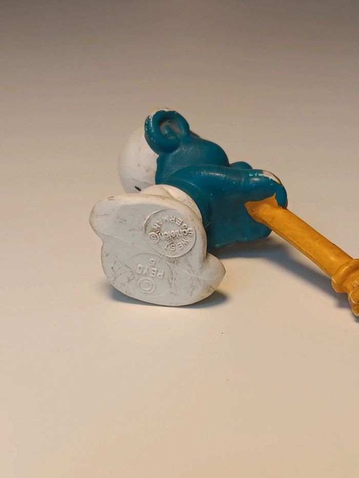Figurine vintage schleich Schtroumpf flute  peyo W.germany - photo numéro 5