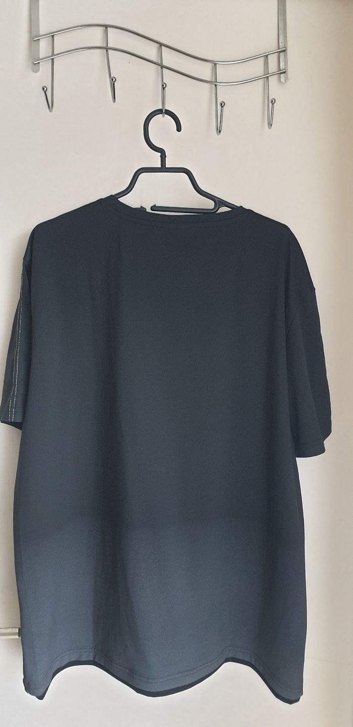 Tee-shirt noir XXL shein - photo numéro 2