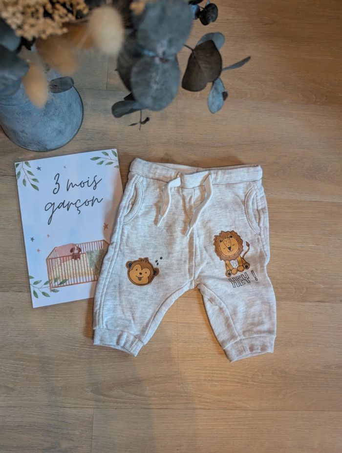 Jogging Kiabi Lion et singe 3 mois