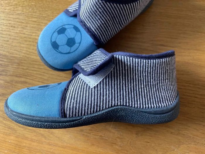Chaussons garçon 25 - photo numéro 2