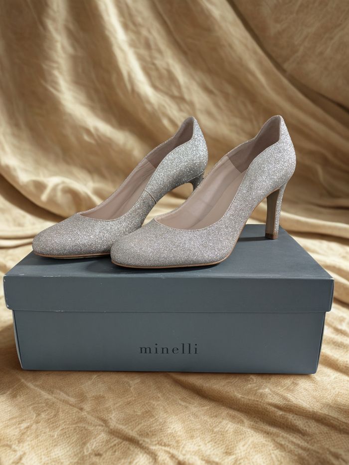 Escarpins Minelli pailletés dorés