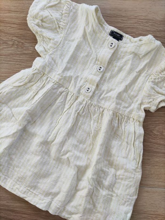Robe rayée jaune et blanche Kiabi 18 mois