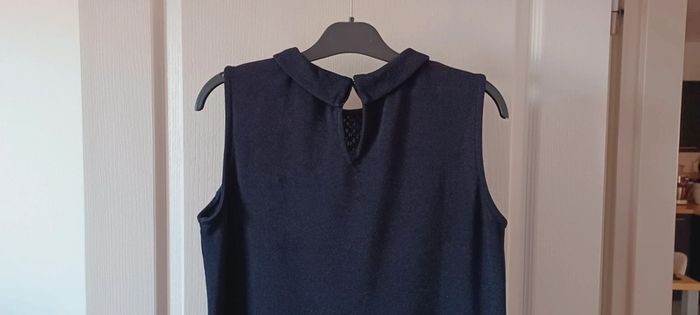 Débardeur femme bleu marine col dentelle Cache cache taille M - photo numéro 5