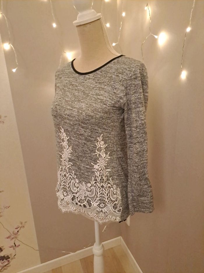Pull léger gris chiné dentelle blanche Made in Italy t.2 - photo numéro 2