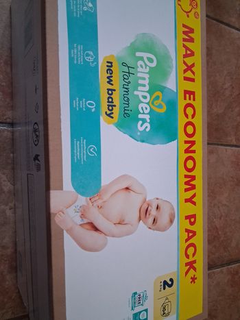 104 couches pampers harmonie taille 2